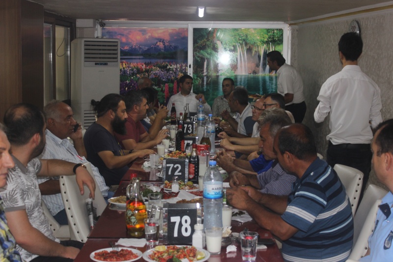 Osmaniye Tüysüz Spor Düzenlediği Yemekli İstişare Toplantısına Osmaniye Kulüp Yöneticileri Ve Basın Katıldı